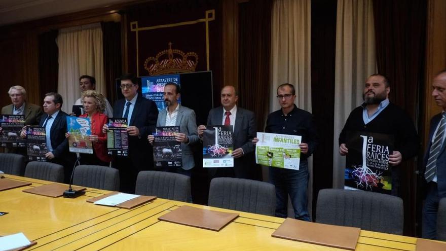 Organizadores y colaboradores de la feria, en la Diputación Provincial.