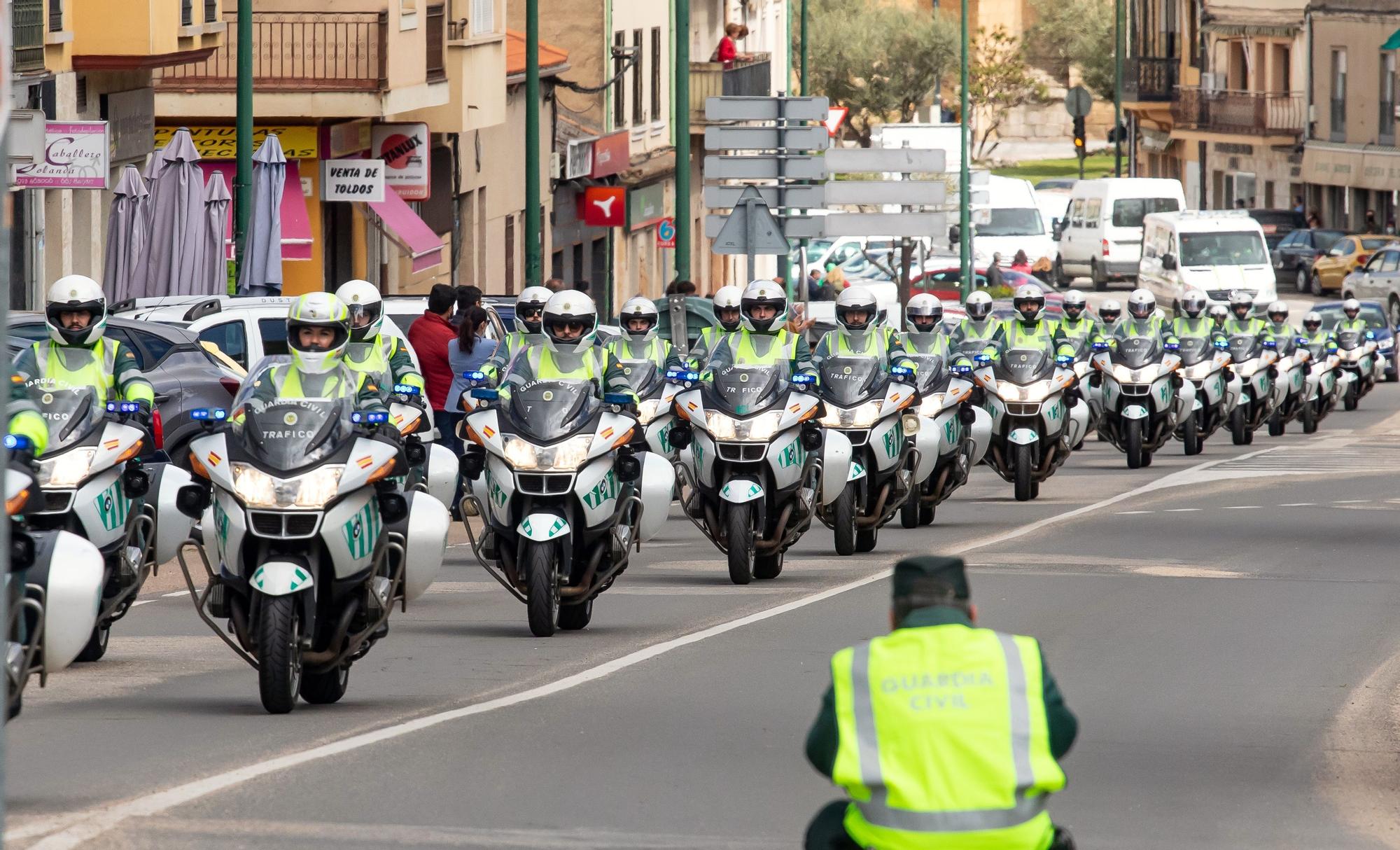 GALERÍA | Homenaje de la Guardia Civil a sus dos compañeros fallecidos en Ciudad Rodrigo