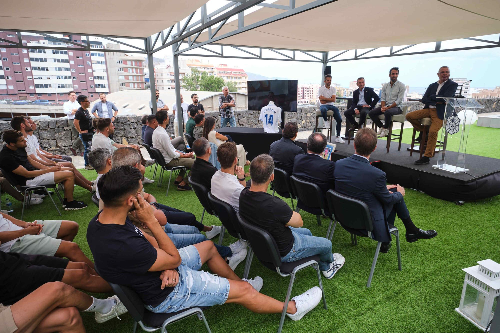 Despedida de Carlos Ruiz como jugador del CD Tenerife