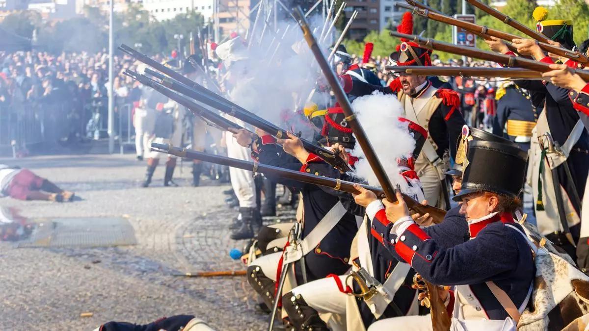 Recreación de la Defensa del Parque de Artillería de Monteleón que se realiza cada 2 de mayo.