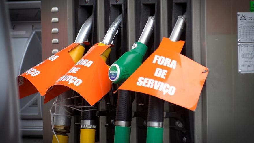 Gasolinera desabastecida en Lisboa // Tiago Petinga (Efe)