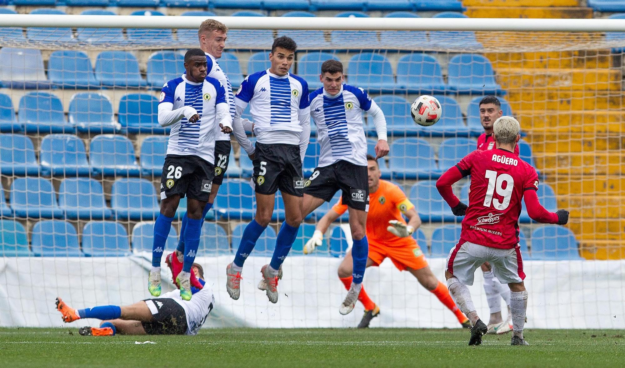 El Hércules vence a La Nucía por 3-1