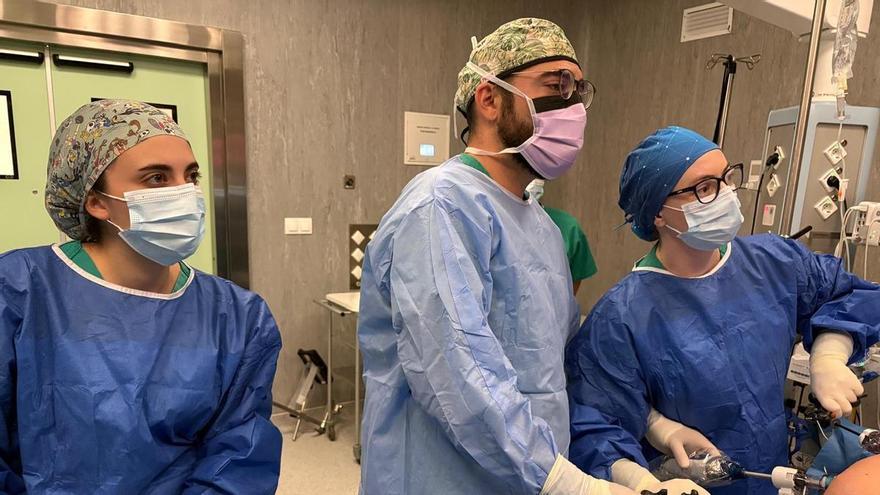 El Hospital de la Vega Baja de Orihuela logra reducir un 75% la demora de cirugía en pacientes con riesgo vital, según Sanidad