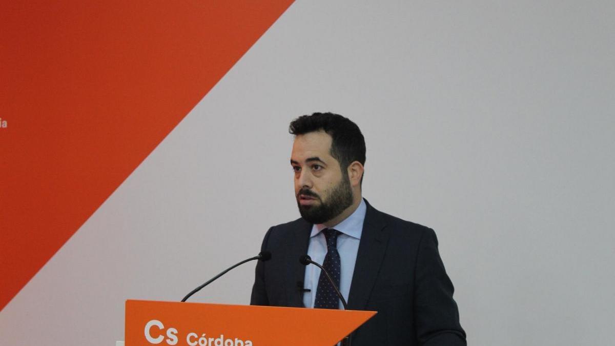 Carrillo: “El PSOE de la corrupción castiga a los andaluces por no haberle votado”