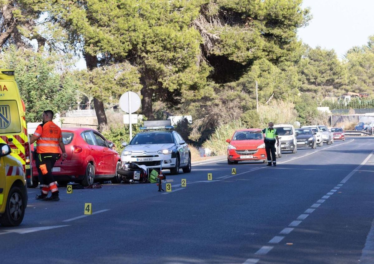 Otros dos muertos en un accidente, apenas unas horas después, en el mismo punto de la carretera de Santa Eulària