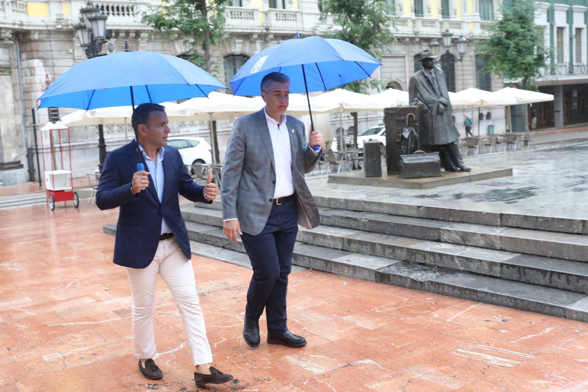 EN IMÁGENES: Presentación de Javi Calleja como entrenador del Real Oviedo