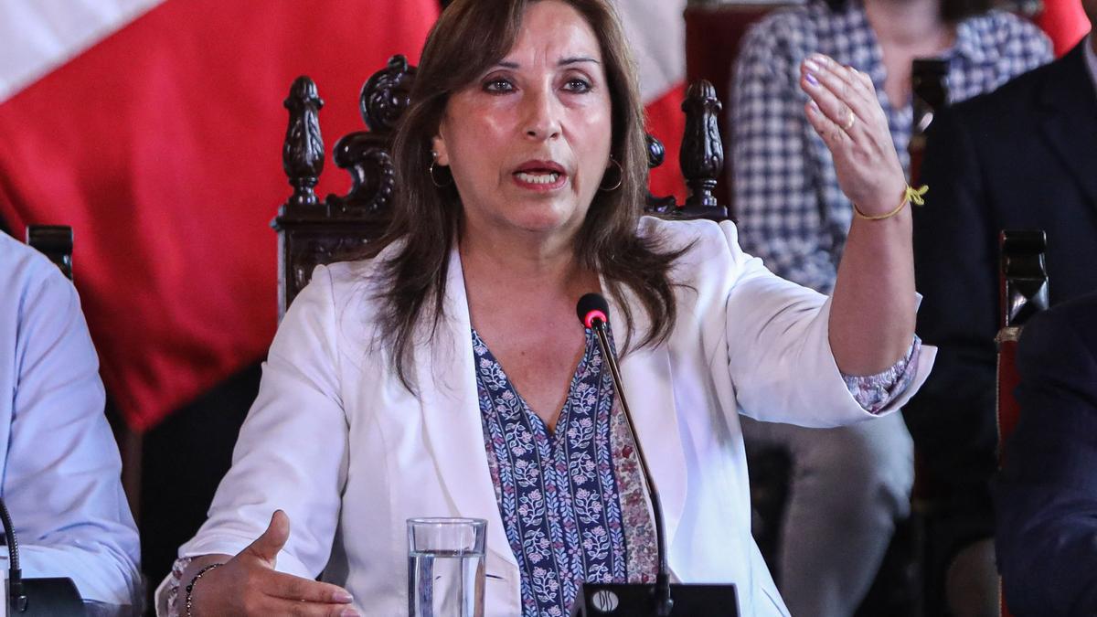 Dina Boluarte, durante la rueda de prensa de este sábado, en Lima.