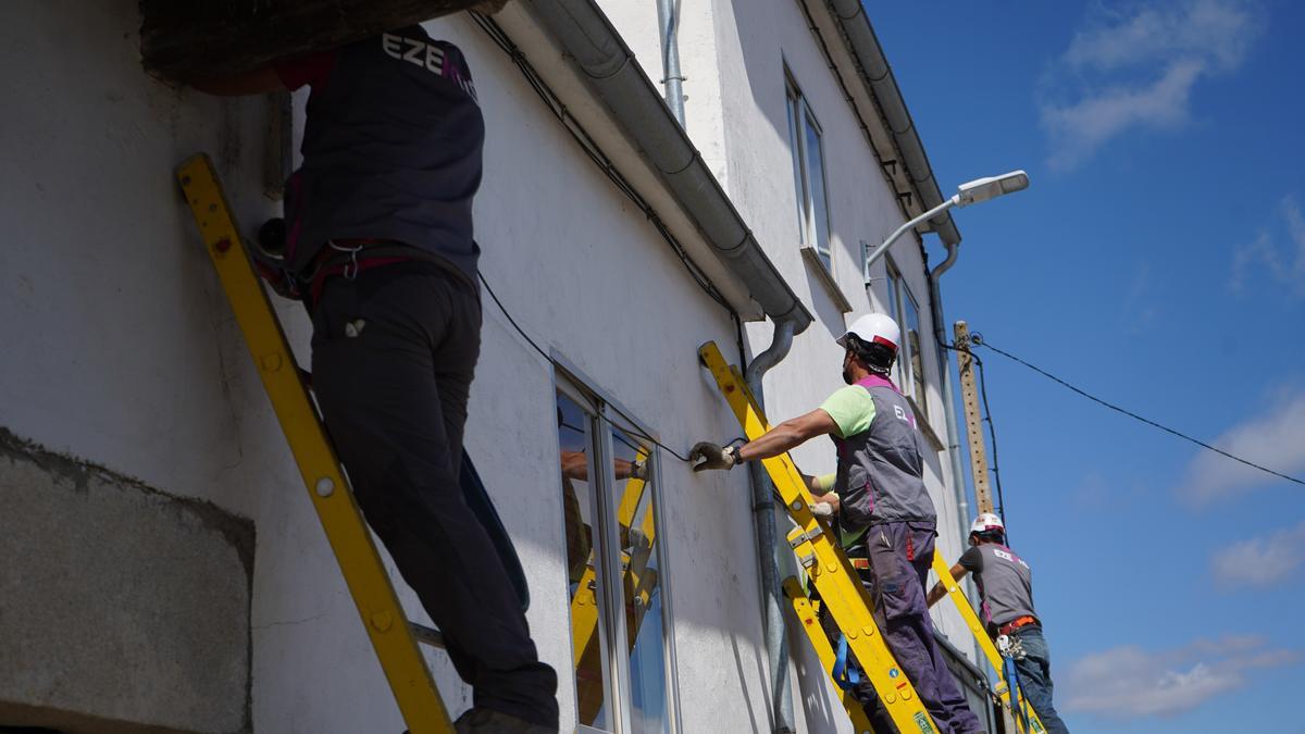 Instalación de fibra óptica en Fresno de Sayago.