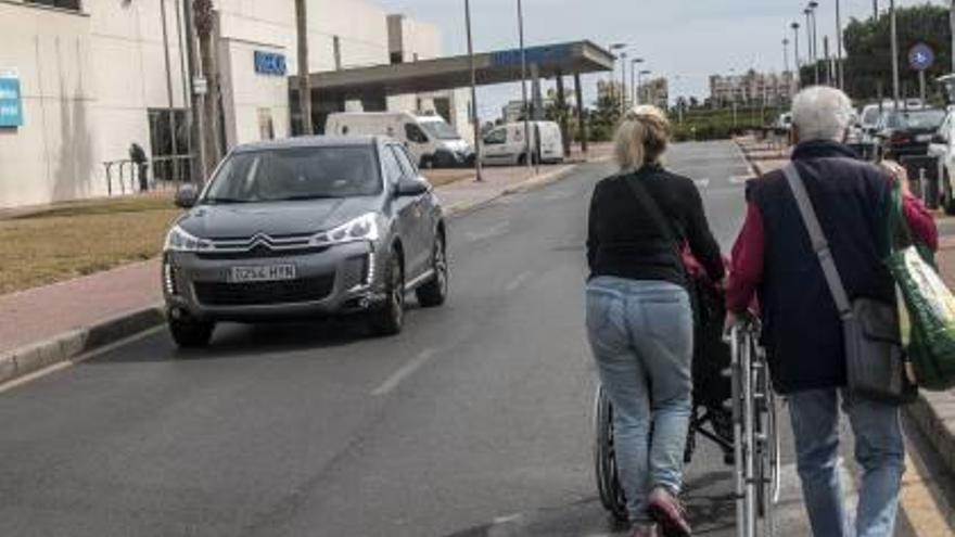 El Hospital de Torrevieja anuncia un refuerzo de 17 médicos para afrontar la demanda estival