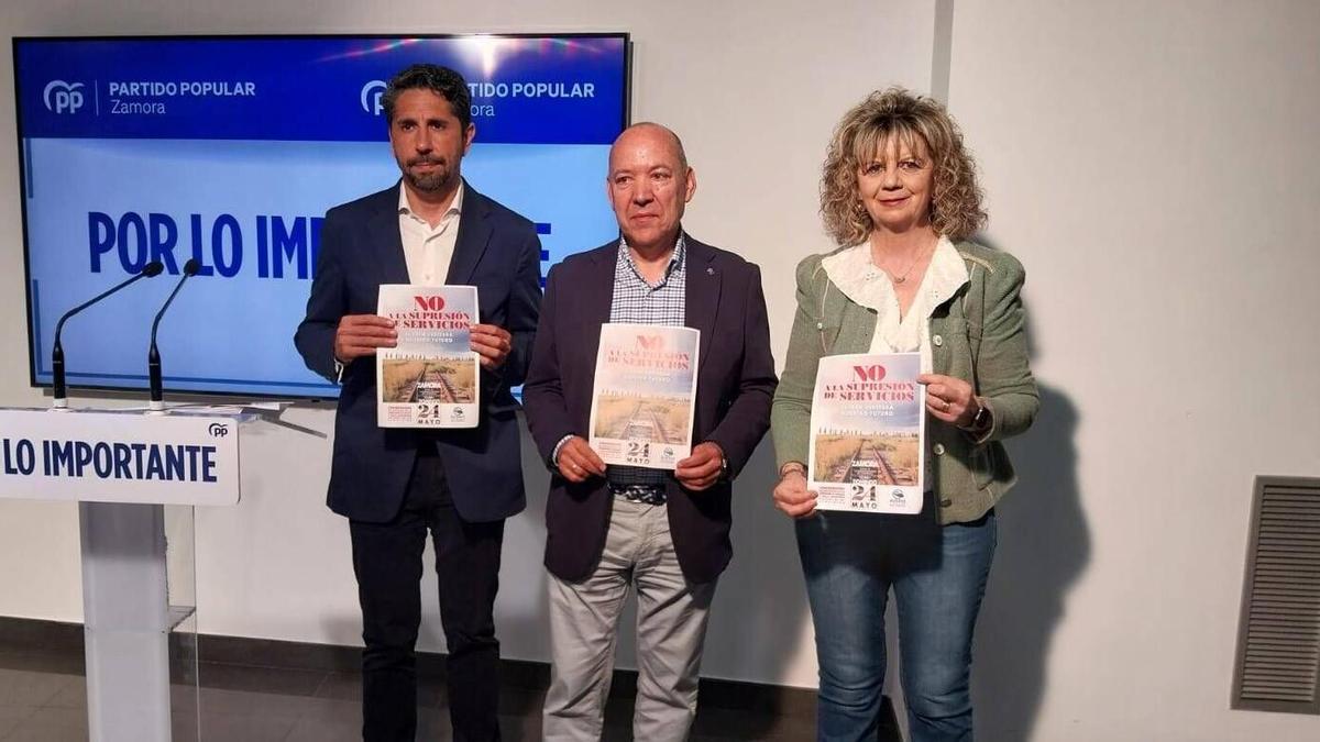 Óscar Ramajo, José María Barrios y Elvira Velasco.