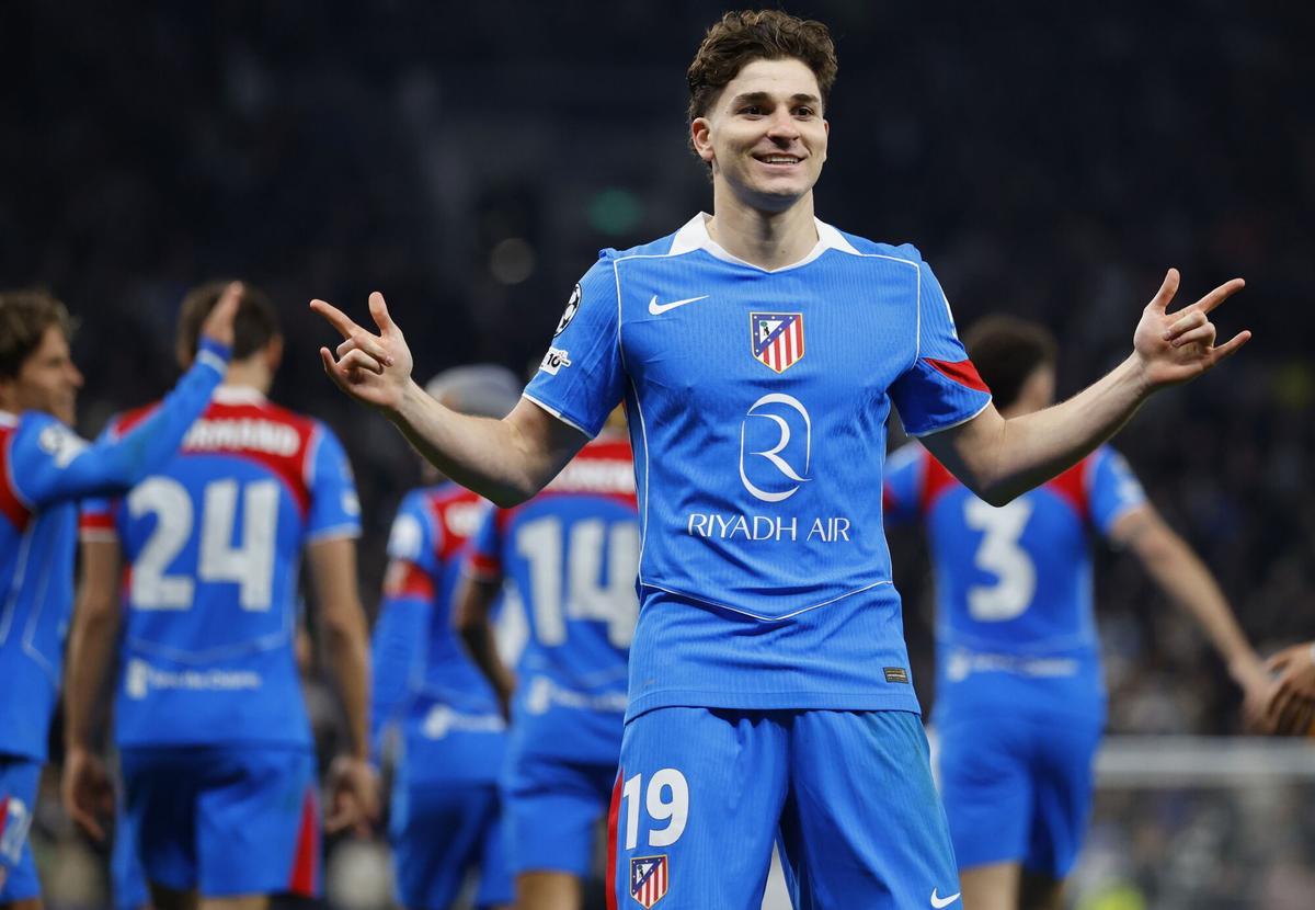 Julián celebra su gol contra el Tottenham
