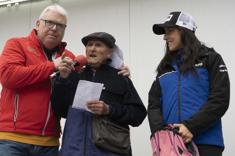 Recibimiento Sara García en la Plaza Mayor