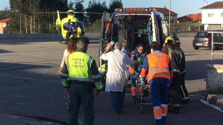 El 112 movilizó al helicóptero medicalizado con base en Santiago // @SLXE_Sanxenxo