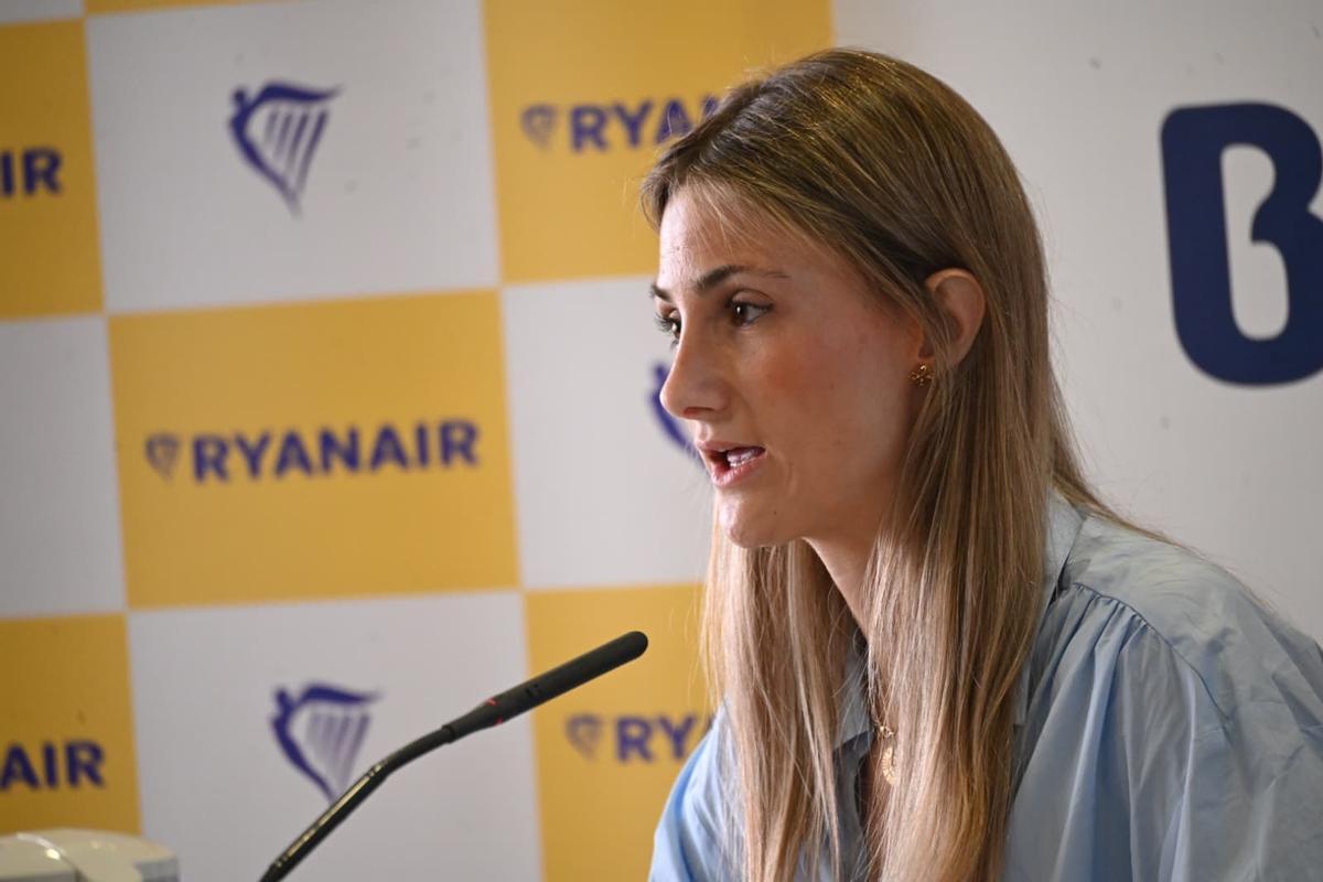 Ryanair presenta en Elche su nueva programación de vuelos