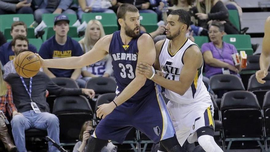 Marc Gasol recupera un buen nivel ofensivo y Pau acaba tocado ante Miami