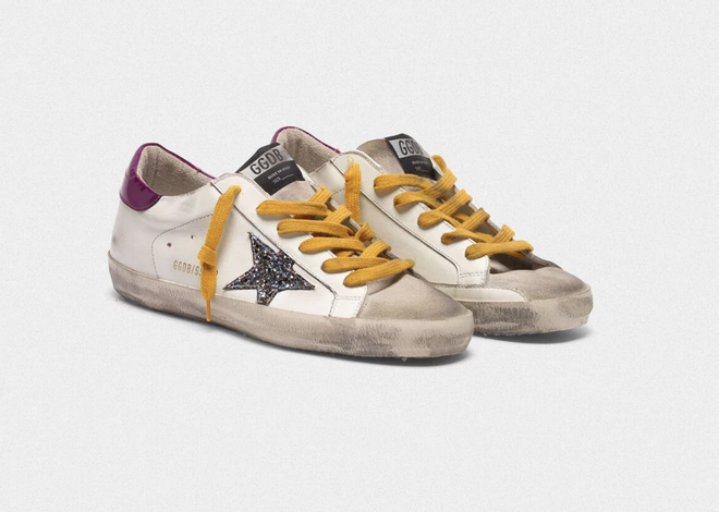 Zapatillas deportivas Superstar de piel con estrella de purpurina de Golden Goose