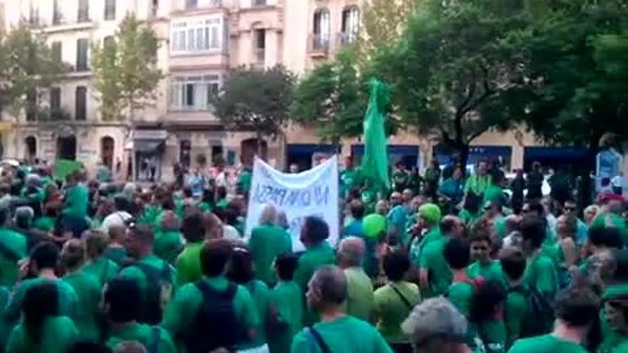 Großdemo: "Grüne Flut" auf Palmas Innenstadtring