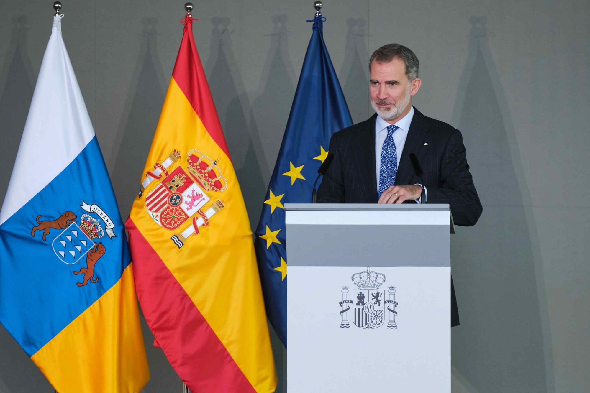 Los Reyes entregan en las Islas las Medallas de Oro al Mérito en las Bellas Artes a 32 personalidades de la cultura