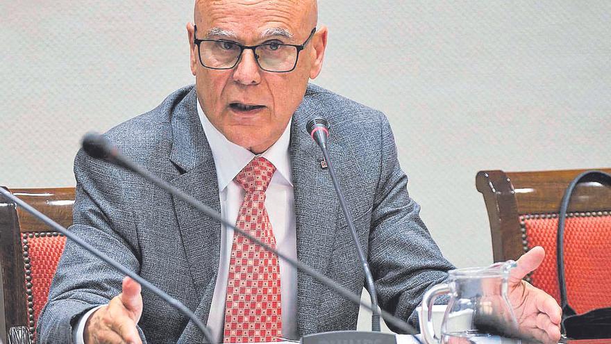 Trabas socialistas a la continuidad de Yanes como Diputado del Común