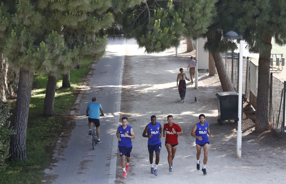 Así fue el 'paseo runner' del Valencia por el Río