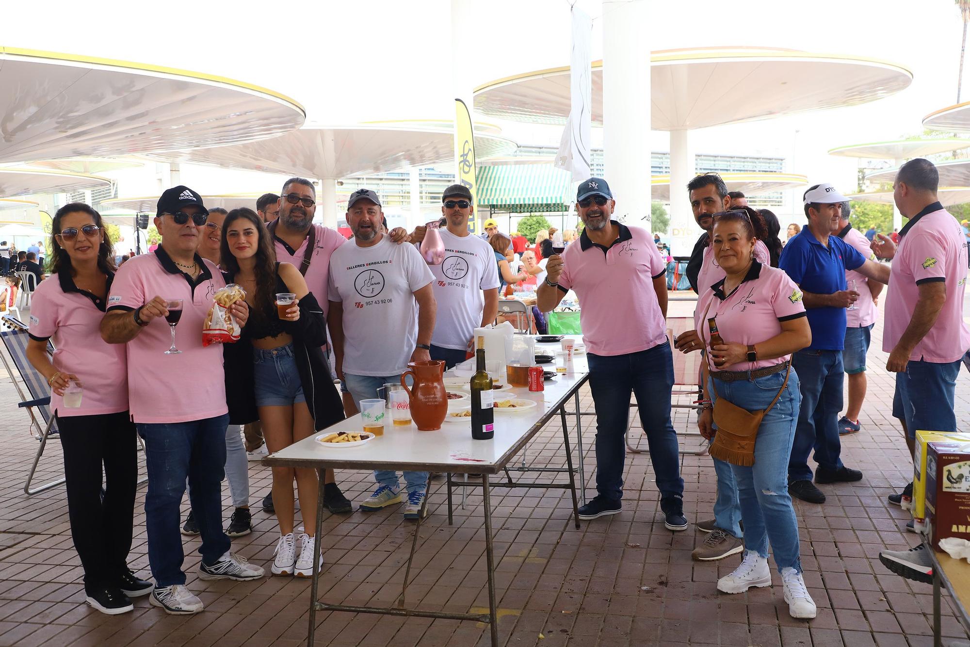 Las peñas recuperan su perol de convivencia en las Setas tras el parón del covid