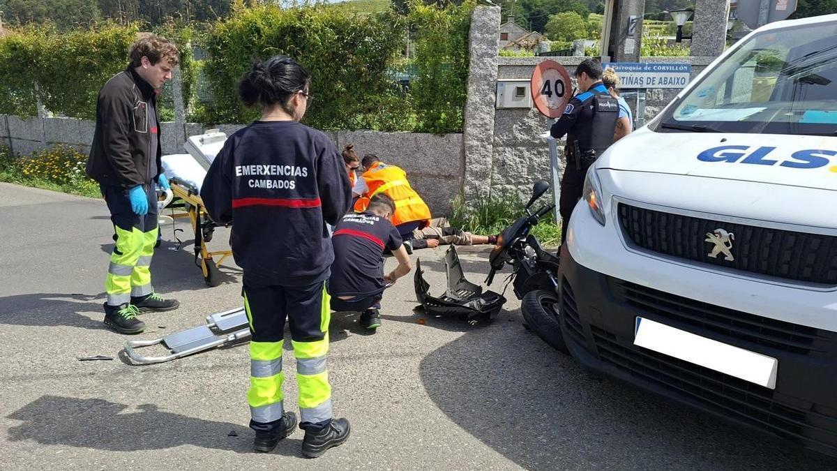 Herido un motorista en una colisión con una furgoneta en Cambados