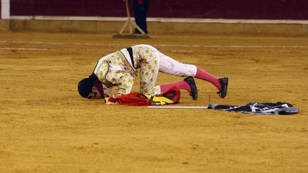 Juan José Padilla se retira en Zaragoza