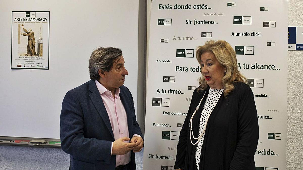 Juan Andrés Blanco, con Marisol Lozano, en una imagen de antes de la pandemia. | Emilio Fraile