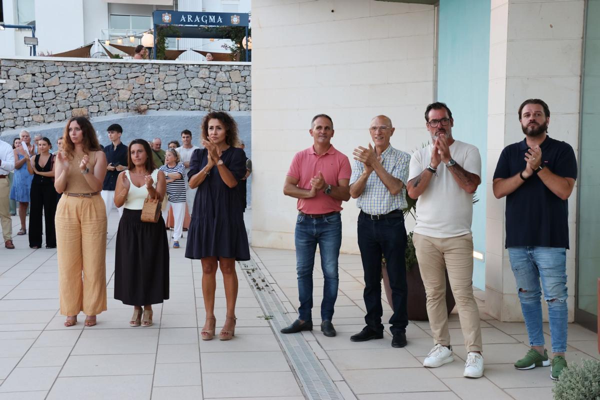 Galería: concentración en solidaridad con Ceuta en el municipio de Sant Antoni