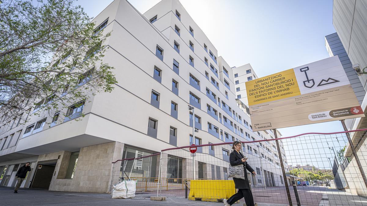 A punto de inaugurar: espacio juvenil Jaume Oller y 152 pisos dotacionales por gente mayor, junto a la comisaria de Mossos de Torres i Bages