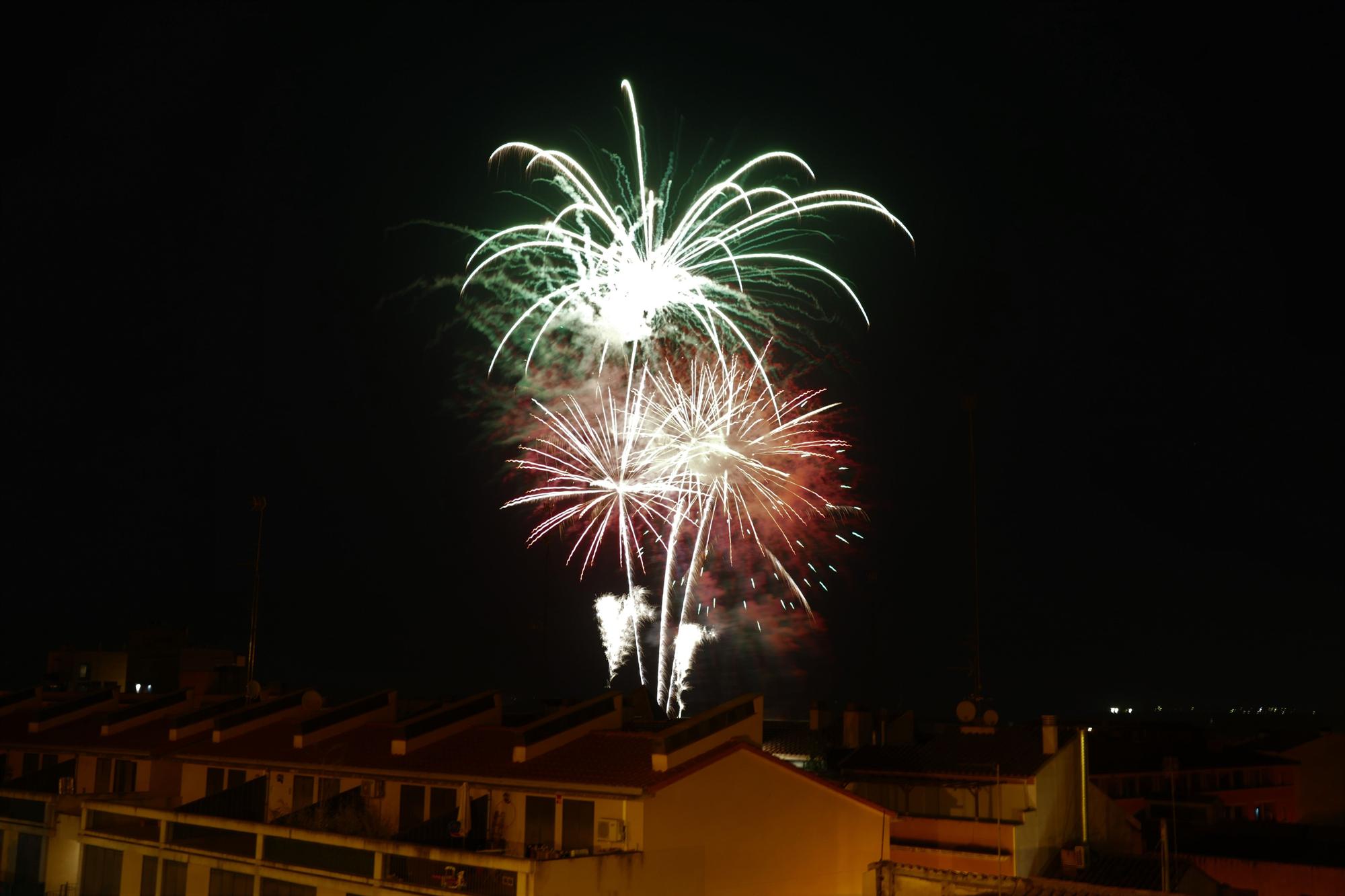 Figueres tanca les Fires i Festes de la Santa Creu amb un castell de focs