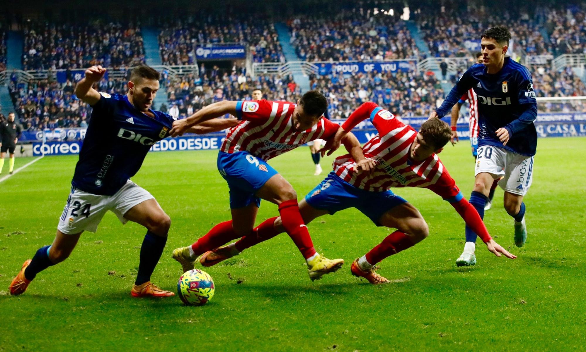 En imágenes: así se vivió el derbi en el Tartiere