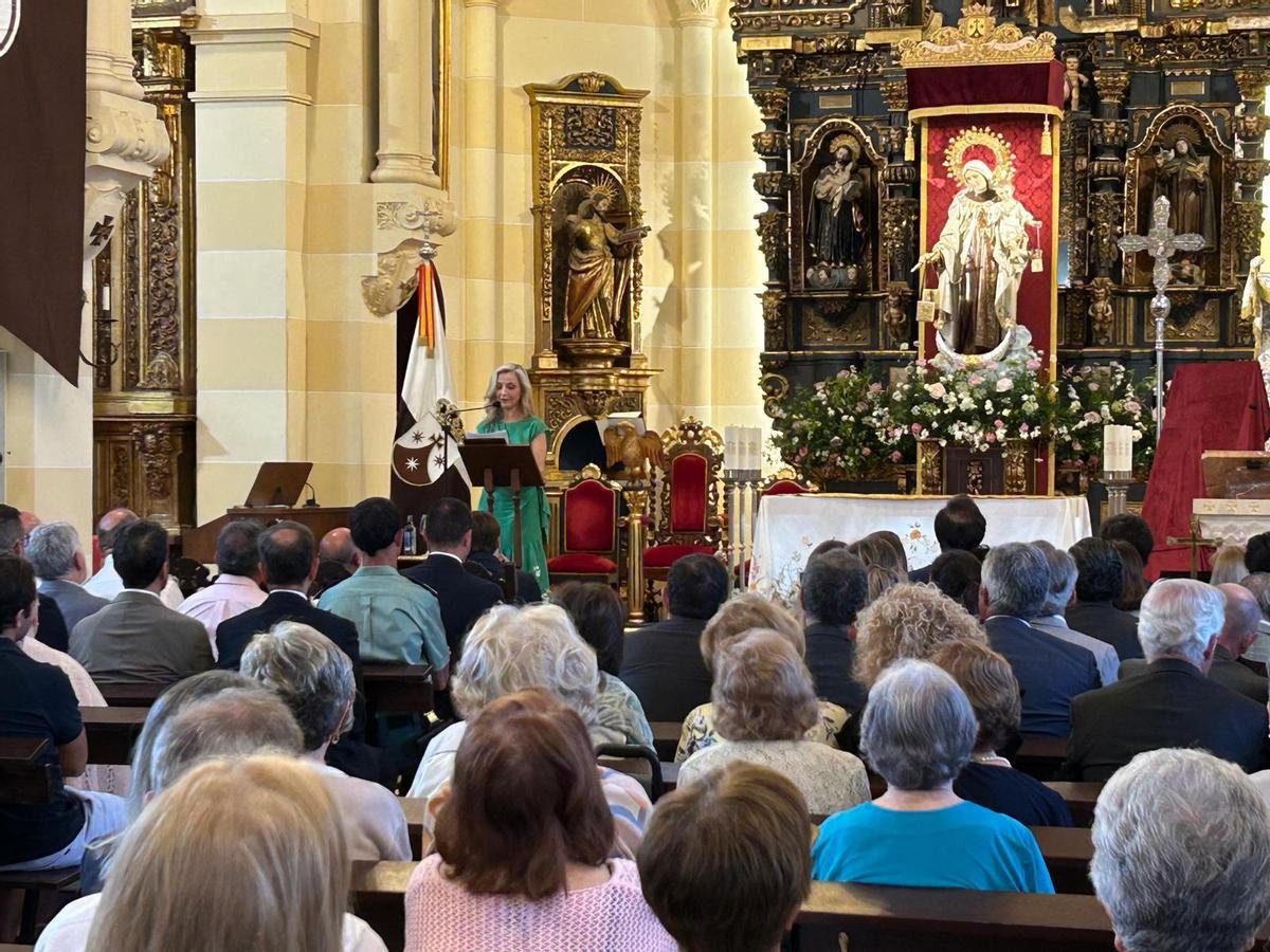 EN IMÁGENES: Así se vivió el pregón de las fiestas del Carmen de Salinas con Patricia Abruña