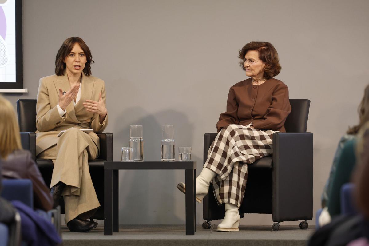 La presidenta del Consejo de Estado, Carmen Calvo, y la ministra de Ciencia, Innovación y Universidades, Diana Morant.