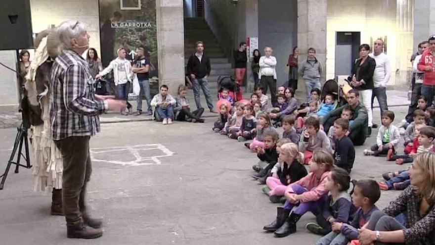 Una activitat a l&#039;hospici d&#039;Olot, foto d&#039;arxiu