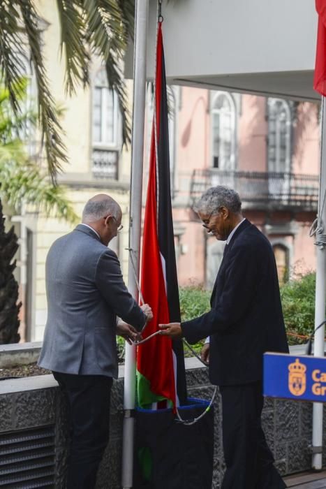 BANDERA SAHARAUI EN EL CABILDO