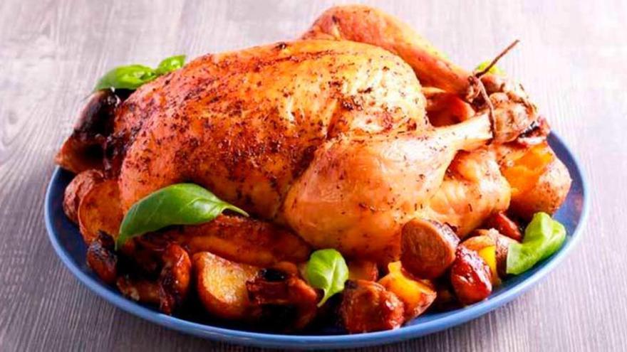 Prepara este delicioso pollo al horno con un superalimento que te ayudará a adelgazar