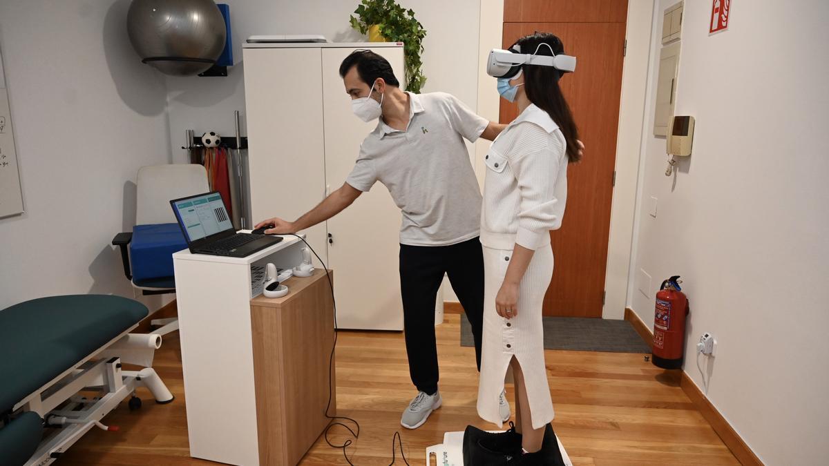 Physinmotion es el primer centro de fisioterapia con una unidad de Vértigo y Equilibrio de Pontevedra.