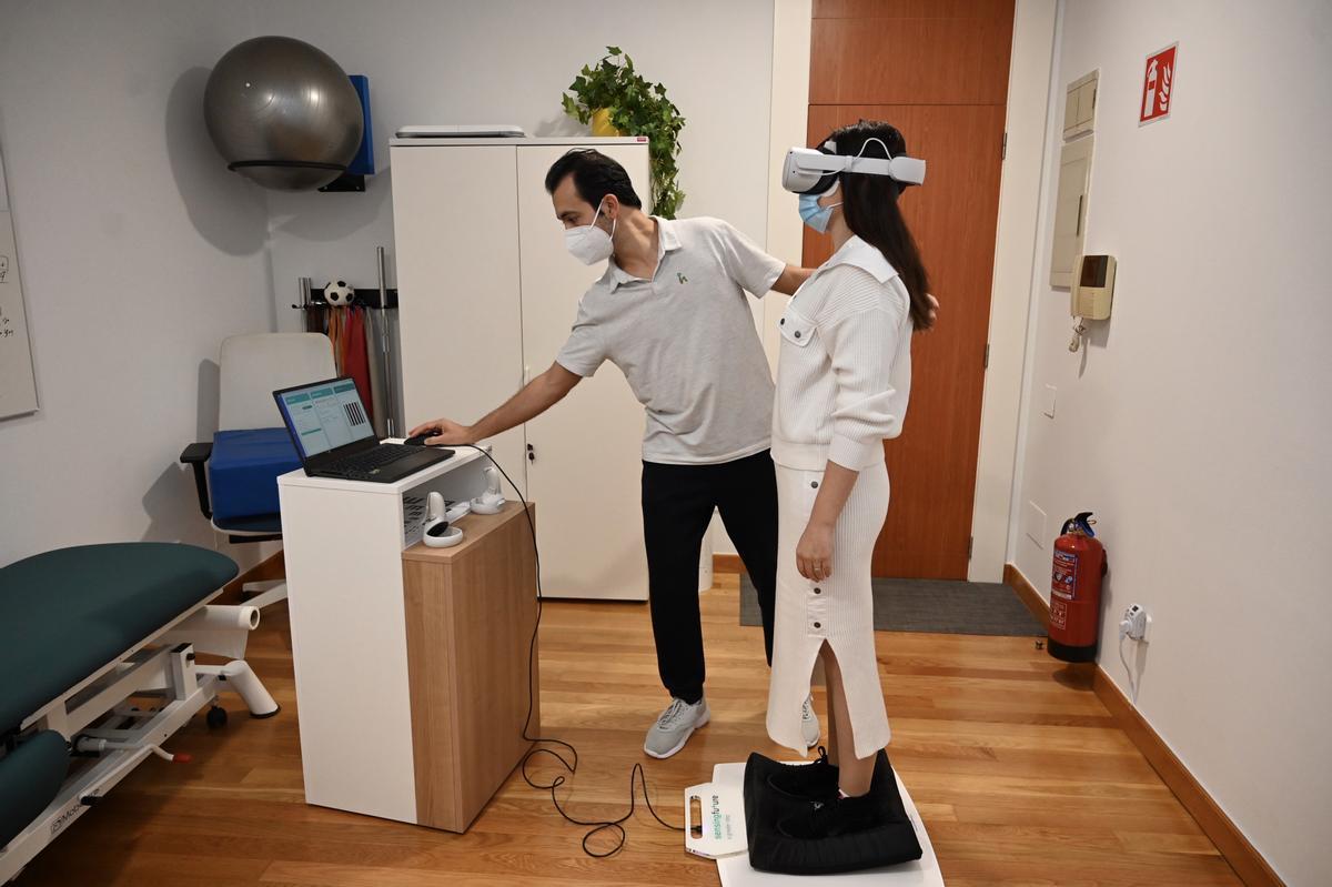 Physinmotion es el primer centro de fisioterapia con una unidad de Vértigo y Equilibrio de Pontevedra.
