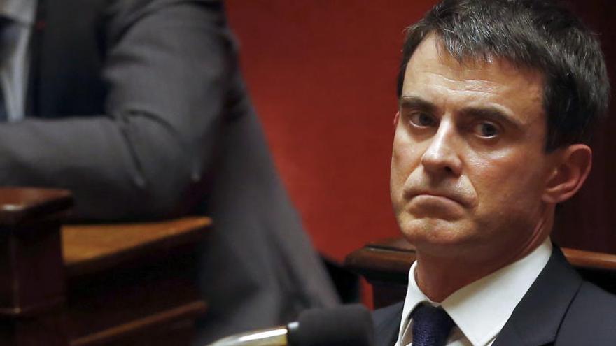 Valls se postula para la lista de Macron: &quot;El Partido Socialista está muerto&quot;