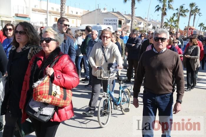 Los Alcázares se echa a la calle para exigir soluciones a las inundaciones