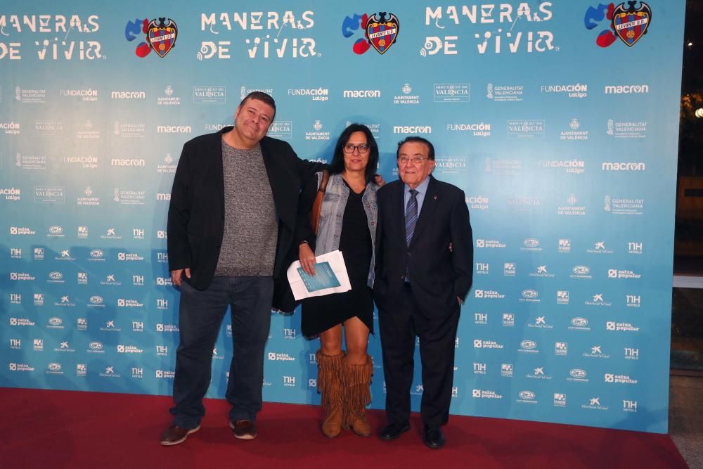 El Levante UD y su Fundación presentan la película levantinista "Maneras de vivir"