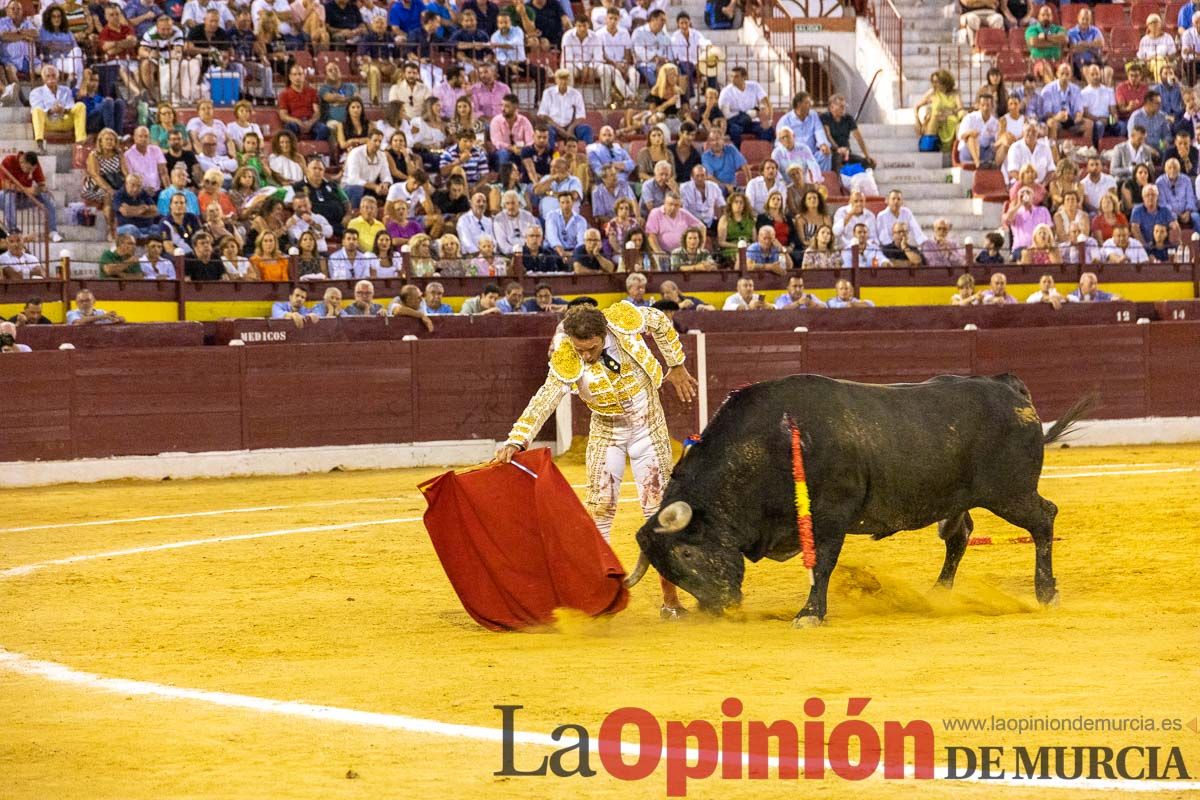 Rafaelillo y Antonio Ferrera salen a hombros en el mano a mano de Victorino en Murcia