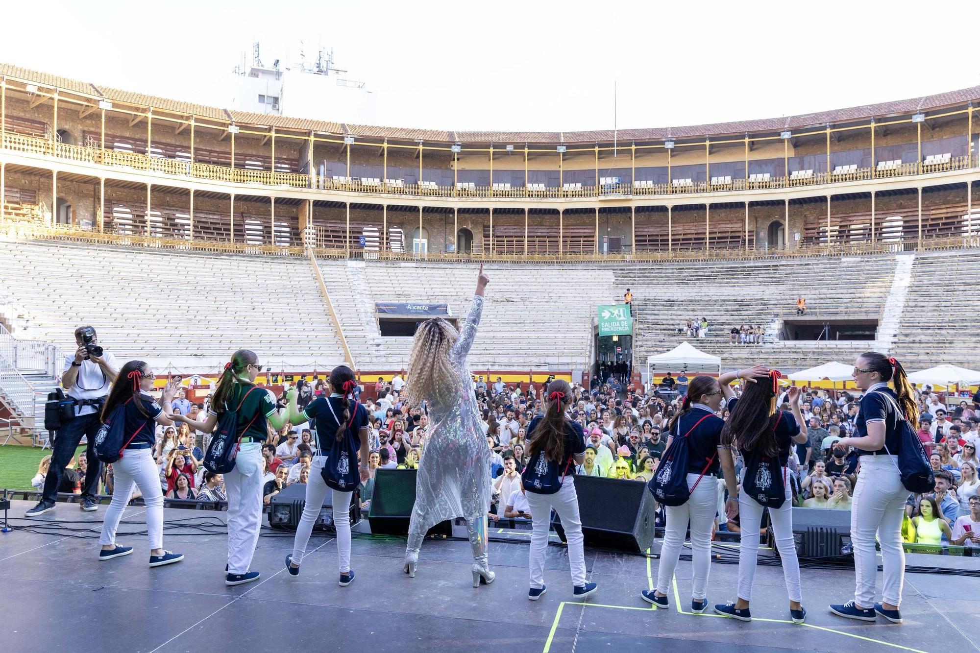 Fogueres Fest 2025: la vuelta de la fiesta al ruedo de la Plaza de Toros de Alicante