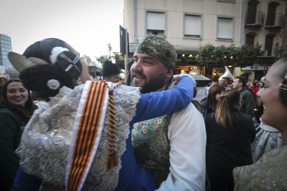 Emoción y nervios en la entrega de premios a las fallas de Sagunt