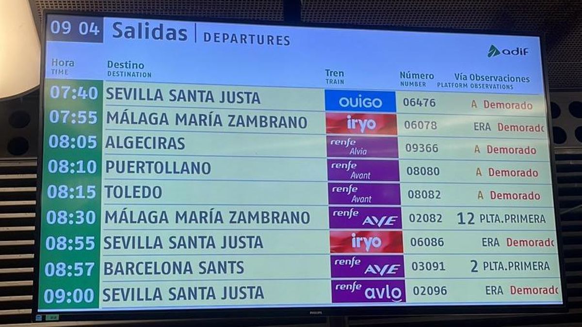 Retrasos en Madrid en los trenes AVE destino sur