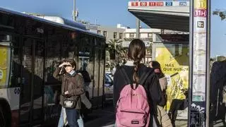 Críticas al bipartito de Alicante por su postura sobre el bus gratuito para jóvenes (abril, 2023)