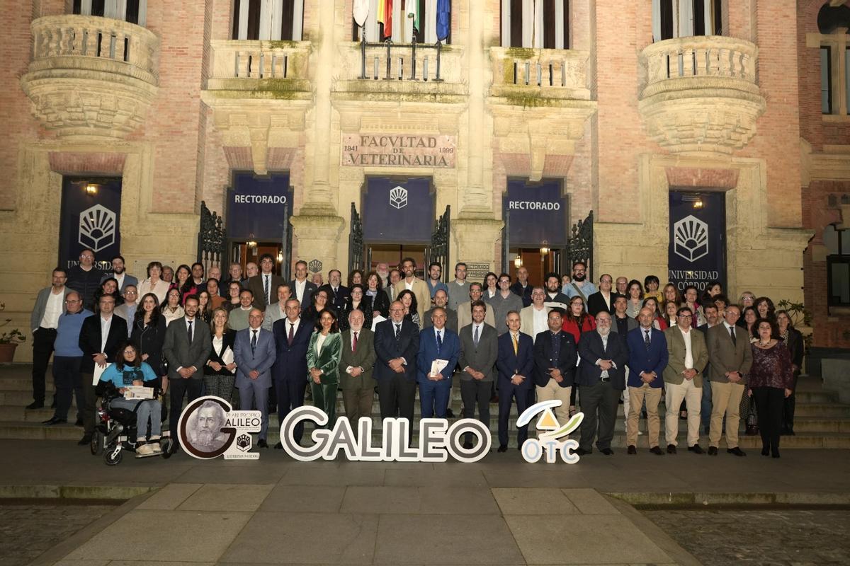 Foto de familia de la undécima gala de los Premios Galileo de la UCO.