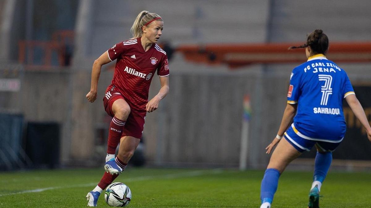 Hanna Glas, lateral sueca del Bayern | @hannaglas