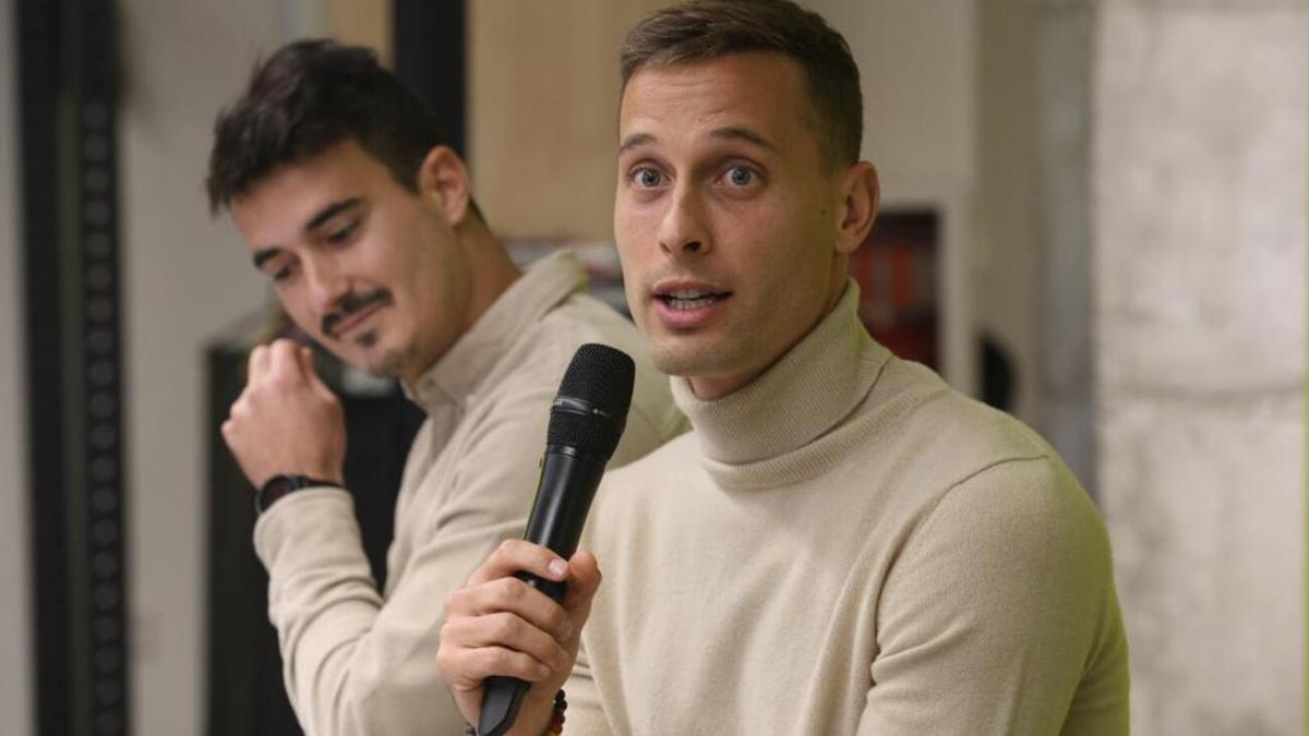 Sergio Canales habla durante el acto de inauguración de Breakers